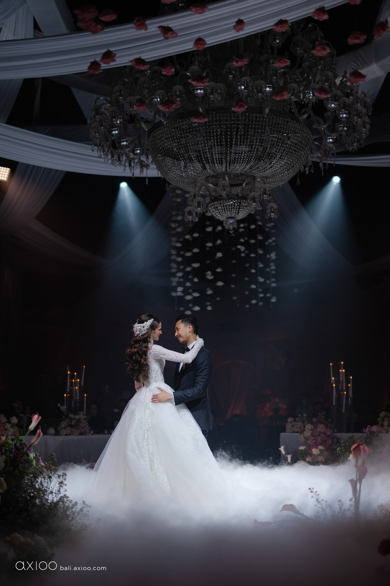 Axioo: Beyond The Spotlight